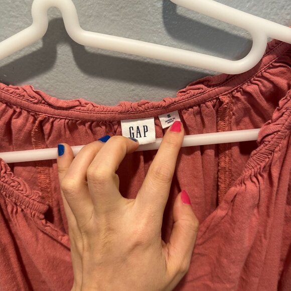 GAP Splitneck Flutter Sleeve Top - Roseberry Pink - Picture 4 of 5